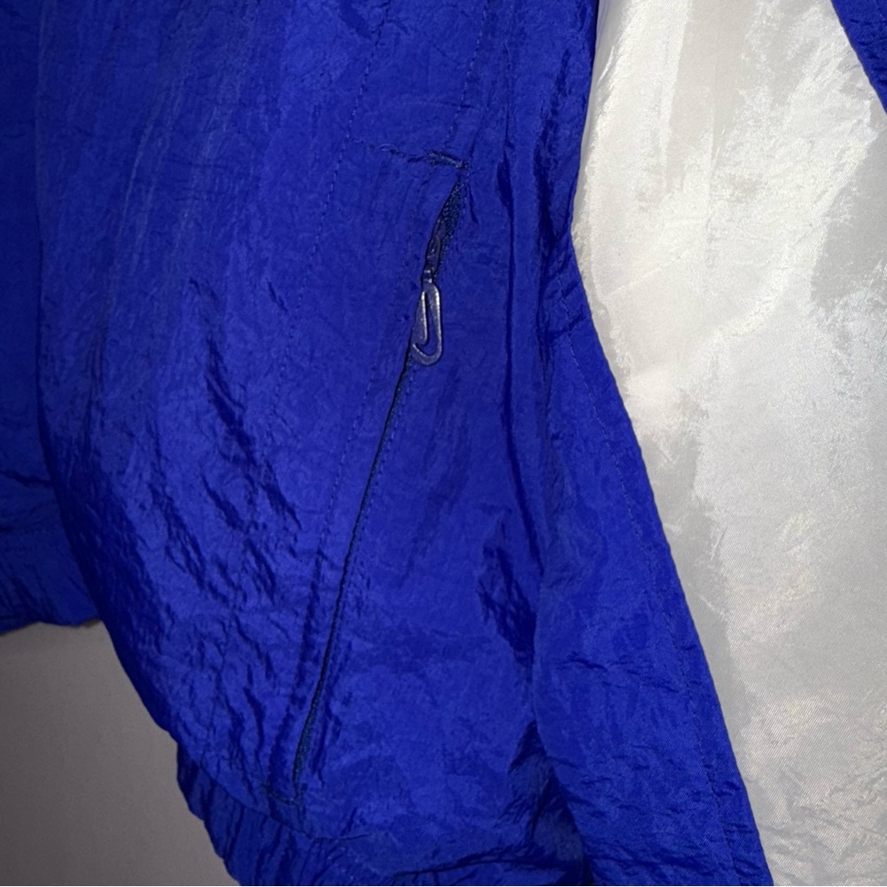Vintage 90s Nike Blue and White Mens Windbreaker Jacket Tracksuit Zip Up Jacket - Picture 8 of 9
